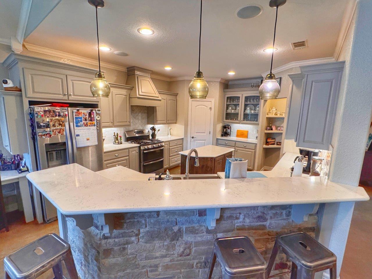 Kitchen Bar